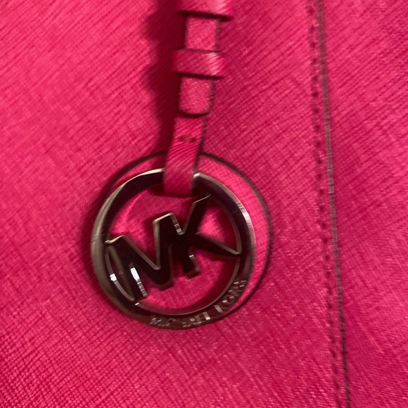 purses - Picture 2 of 6